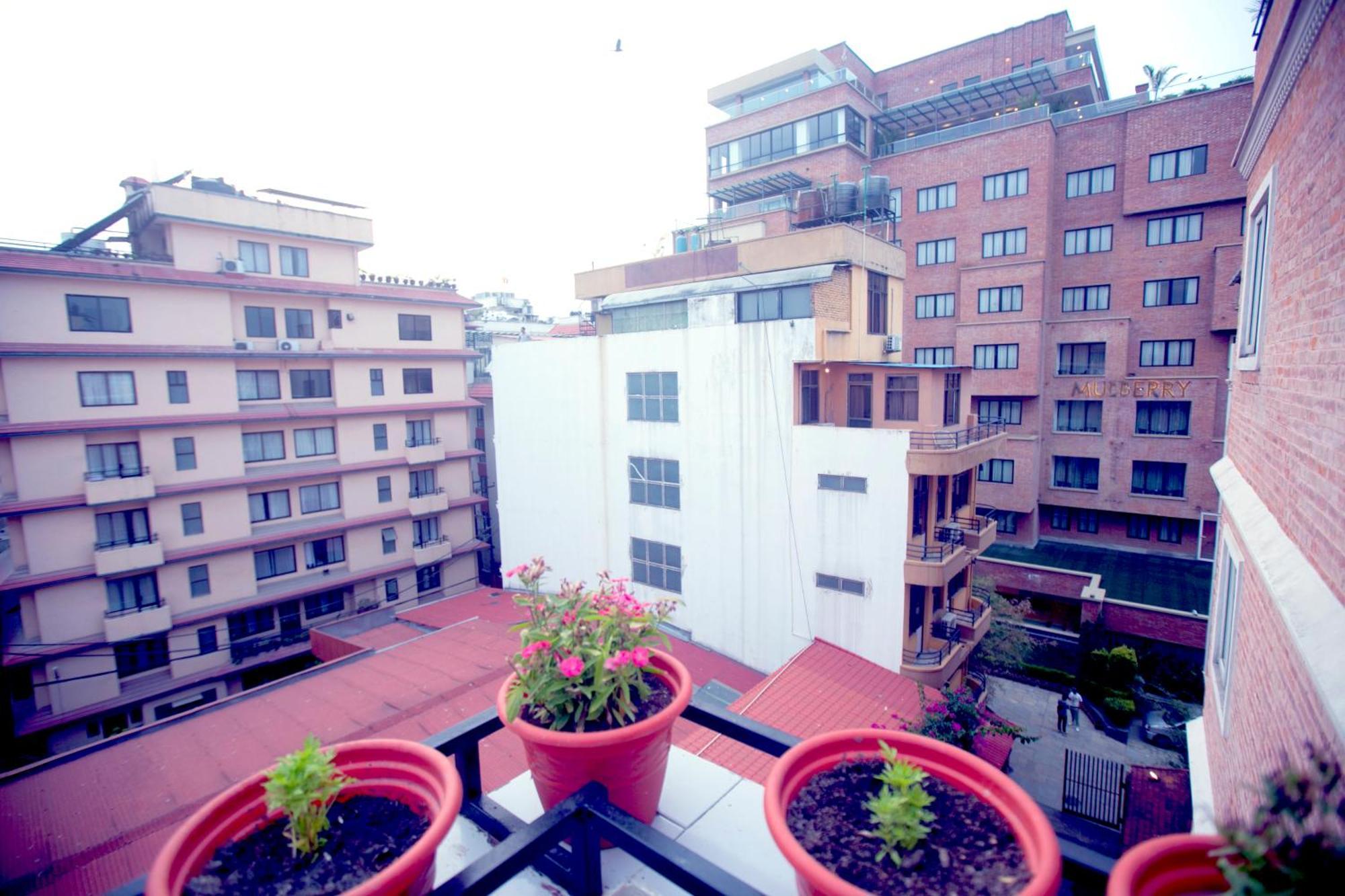 Divya Boutique Inn Kathmandu Exterior photo